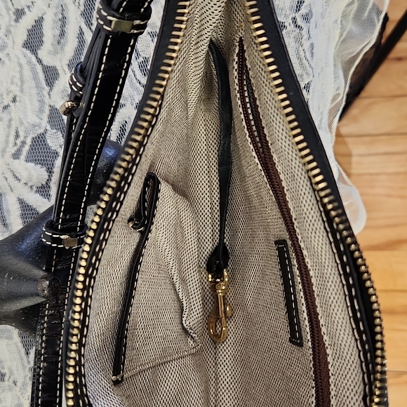 Dooney and  Bourke Croco Embossed Black Shoulder Strap Purse - Picture 9 of 15